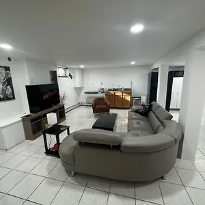  Apartment Cozy Spacious Guest