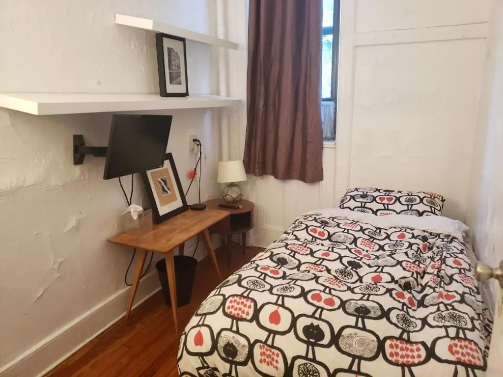 Private Room In East Village Apartment New York Homestay